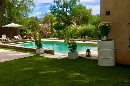 Mas Provencal Au Cannet Des Maures Ле-Канне-де-Мор Экстерьер фото